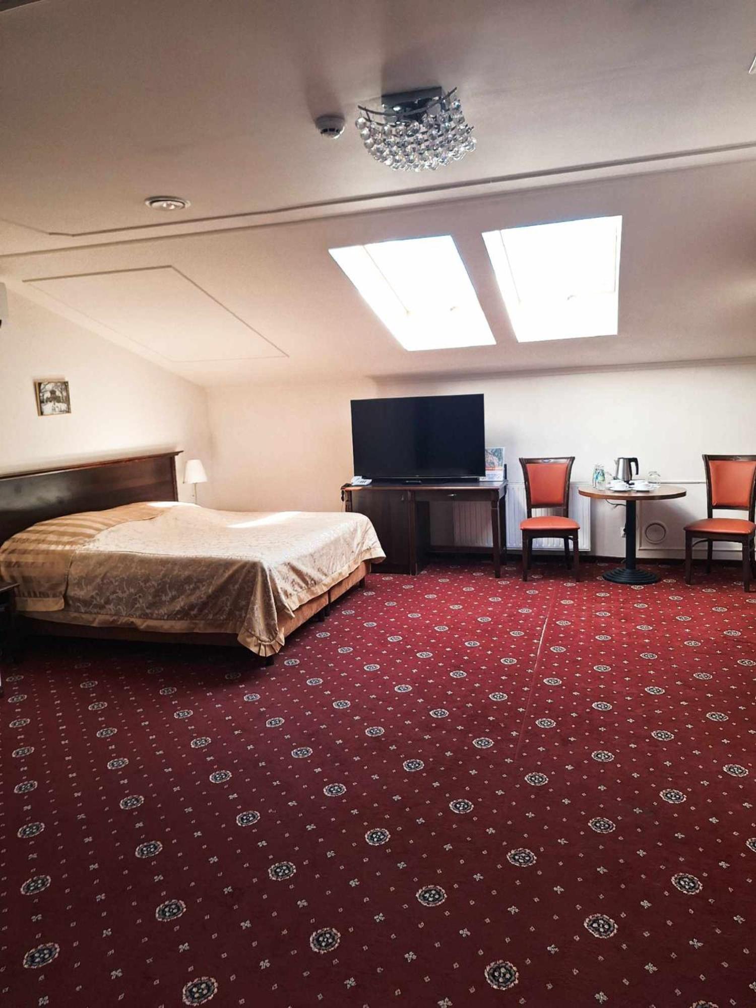 Nowy Dwór Mazowiecki Royal Hotel Modlin מראה חיצוני תמונה