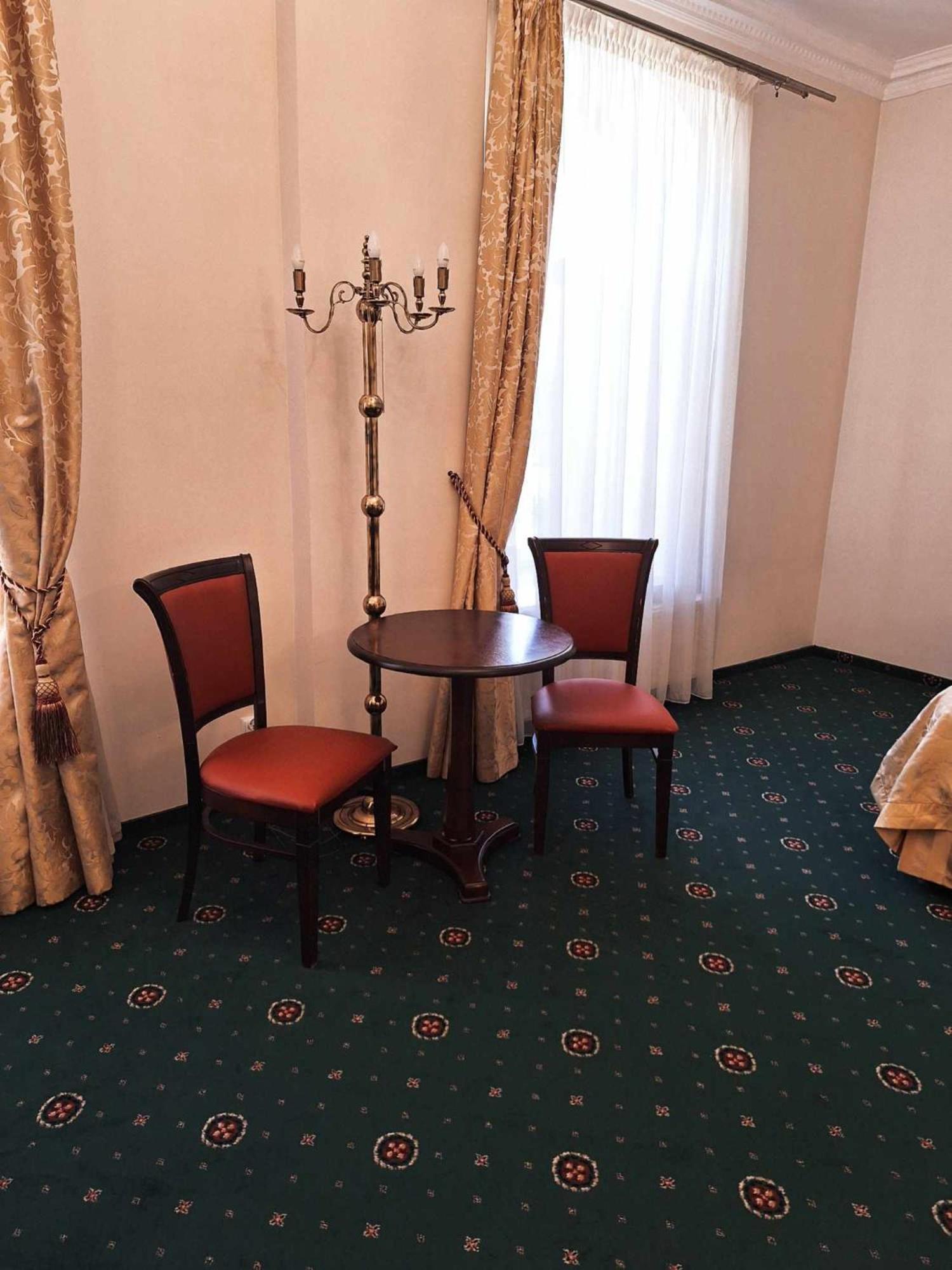 Nowy Dwór Mazowiecki Royal Hotel Modlin מראה חיצוני תמונה