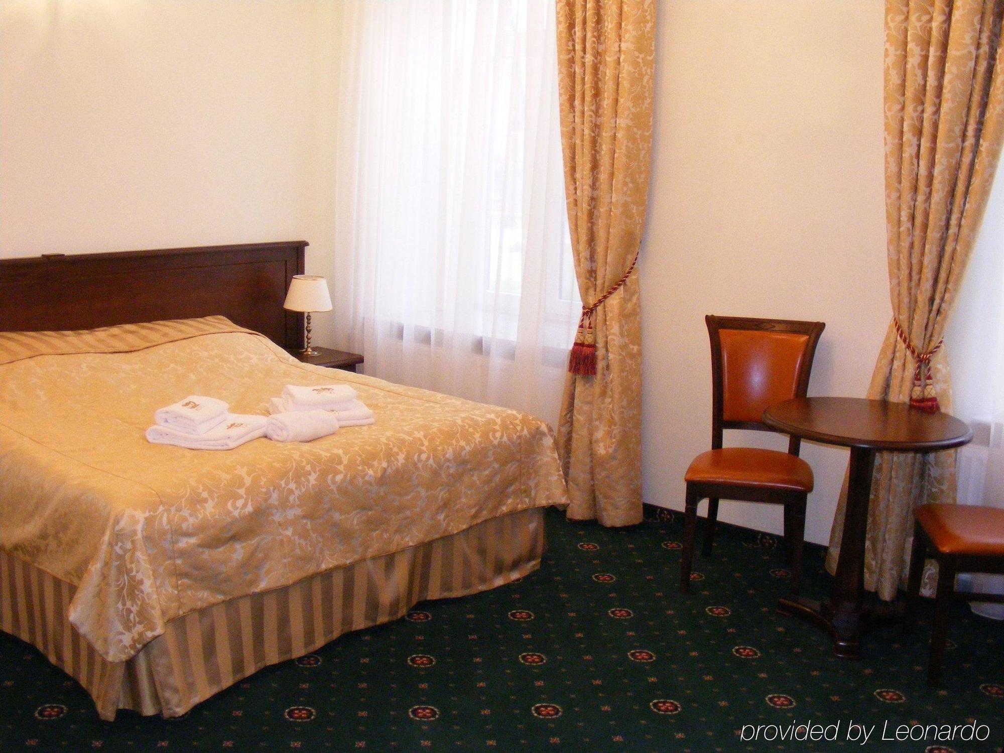 Nowy Dwór Mazowiecki Royal Hotel Modlin חדר תמונה